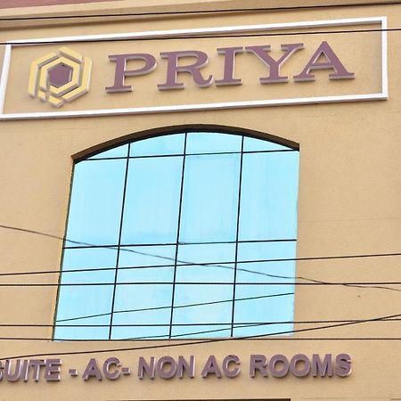 Hotel Priya Kottakkal Екстер'єр фото